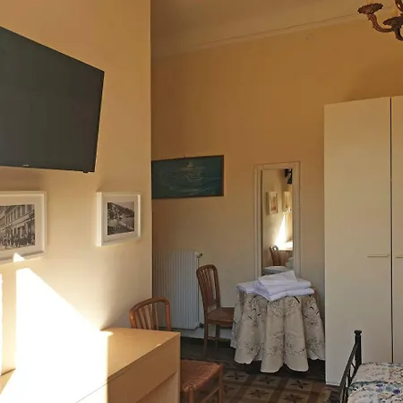 Edera Penzion Levanto